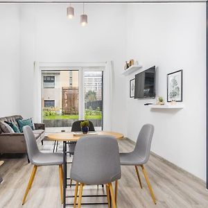 Venus Apartments - Westside Residence